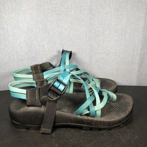 Chaco's Women's Strappy Outdoor Hiking Sandals size 8